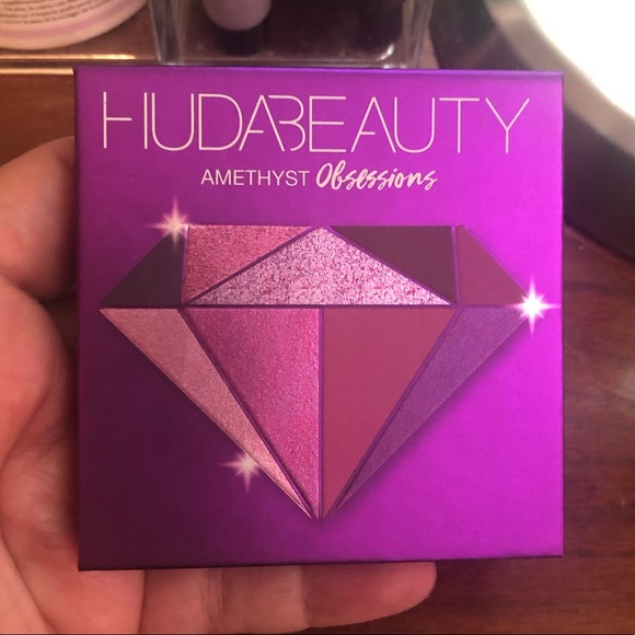 HUDA BEAUTY Other - Huda Beauty Amethyst Obsession palette